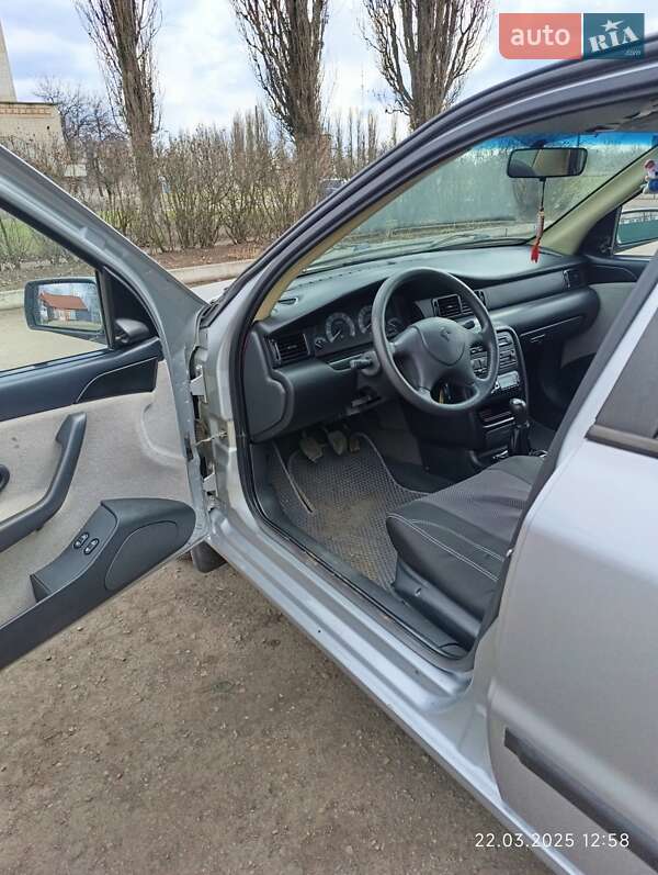 Седан Samand EL 2008 в Кегичівці