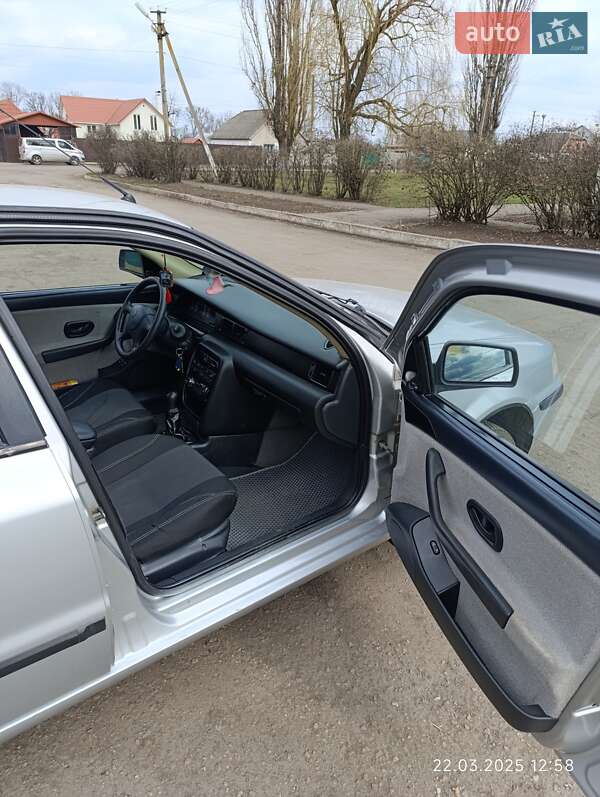 Седан Samand EL 2008 в Кегичівці