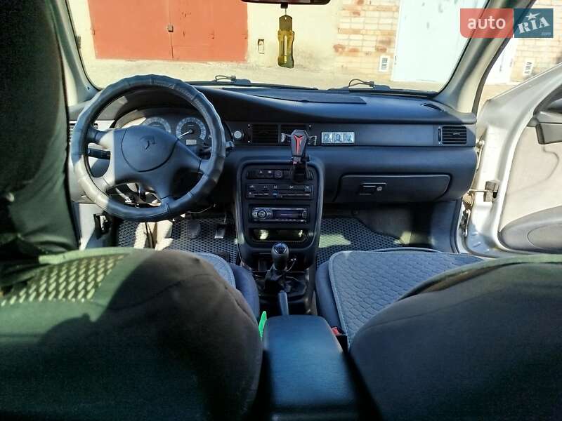 Седан Samand EL 2007 в Южноукраинске