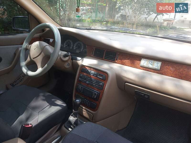 Седан Samand LX 2007 в Львові