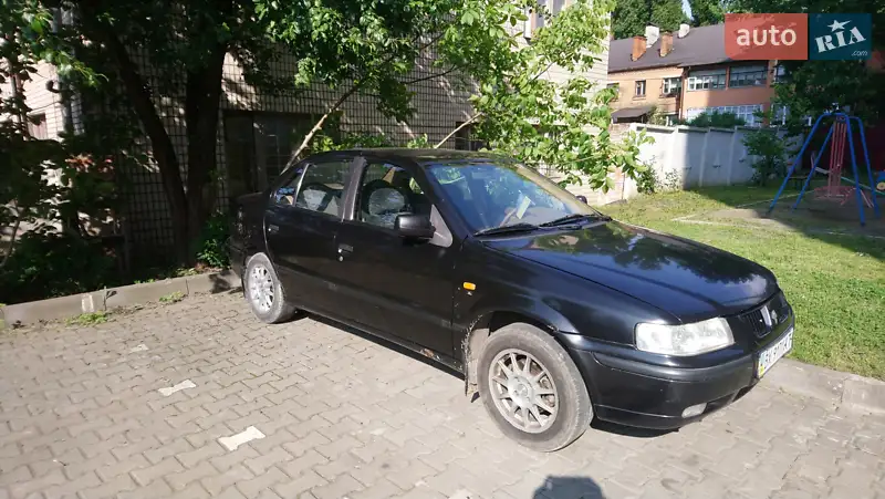 Седан Samand LX 2008 в 