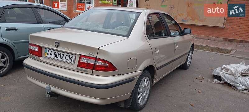 Седан Samand LX 2007 в Гребінці