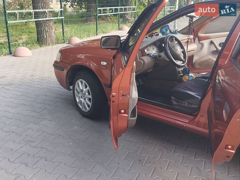 Седан Samand LX 2006 в Кривому Розі