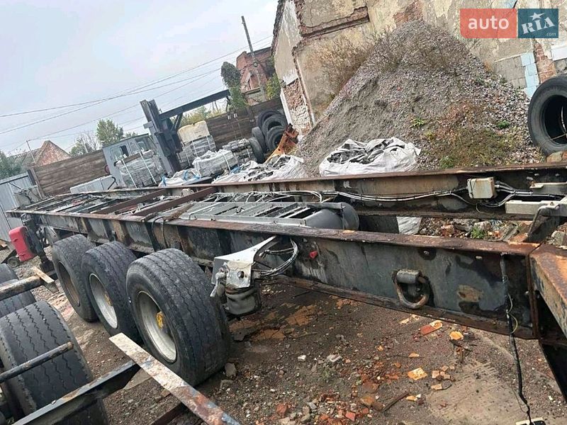 Шасси полуприцеп Samro S 1997 в Ромнах