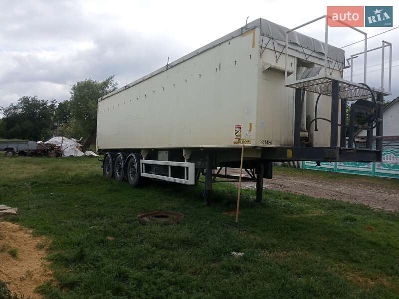 Самоскид напівпричіп Samro ST 2004 в Вінниці фото Самоскид напівпричіп Samro ST 2004 в Вінниці