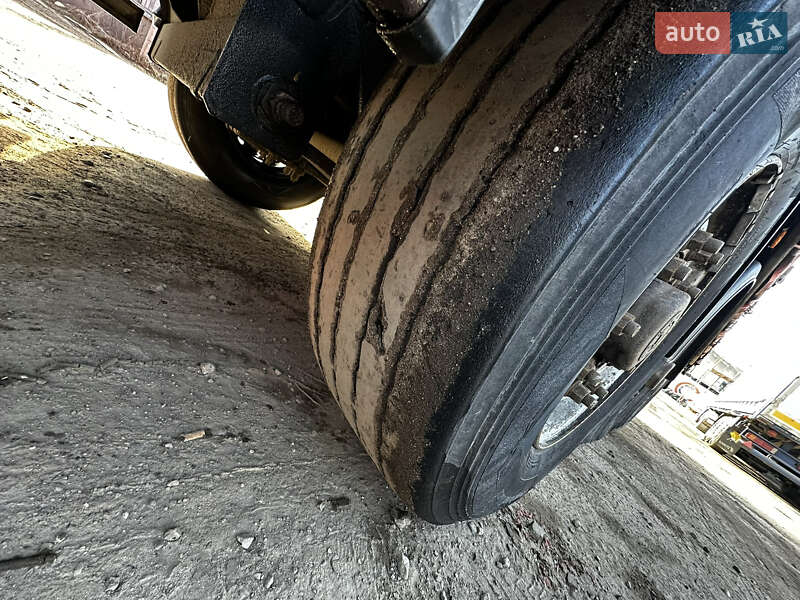 Тентованный борт (штора) - полуприцеп Samro ST 2006 в Львове фото 9 Тентованный борт (штора) - полуприцеп Samro ST 2006 в Львове