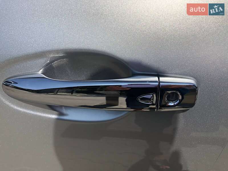 Внедорожник / Кроссовер Samsung QM6 2016 в Львове