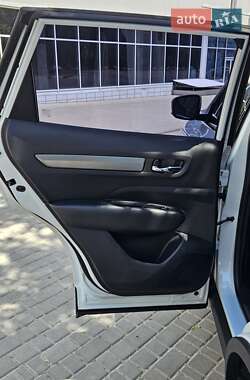 Внедорожник / Кроссовер Samsung QM6 2017 в 