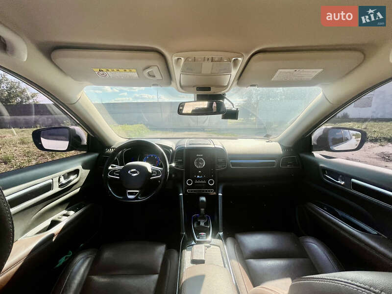 Позашляховик / Кросовер Samsung QM6 2017 в Павлограді фото 9 Позашляховик / Кросовер Samsung QM6 2017 в Павлограді