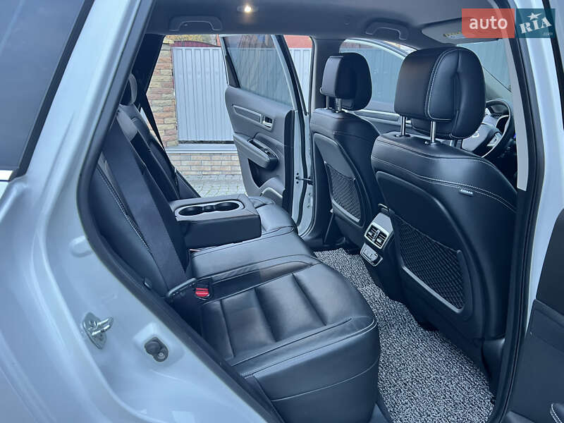 Позашляховик / Кросовер Samsung QM6 2016 в Вінниці