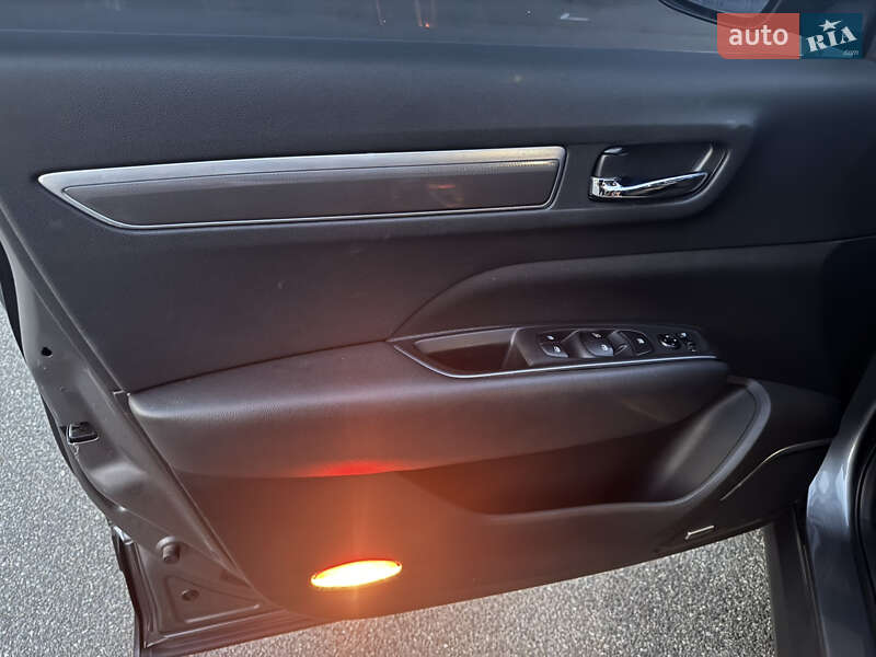 Позашляховик / Кросовер Samsung QM6 2017 в Києві фото 9 Позашляховик / Кросовер Samsung QM6 2017 в Києві