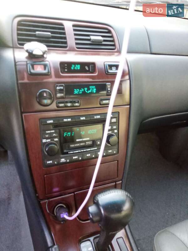Седан Samsung SM5 2004 в Павлограді