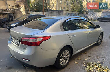 Седан Samsung SM5 2013 в 