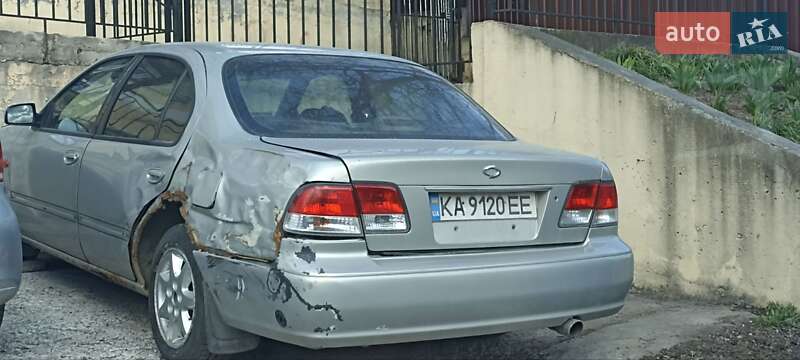 Седан Samsung SM5 2003 в Обухове