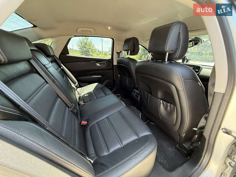 Седан Samsung SM6 2016 в Львові