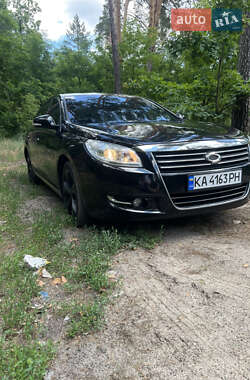 Седан Samsung SM7 2012 в 