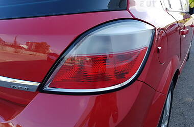 Хэтчбек Saturn Astra 2008 в 
