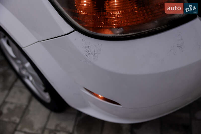 Хэтчбек Saturn Astra 2007 в Ужгороде