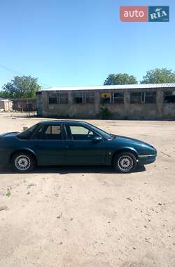 Седан Saturn SL 1992 в 