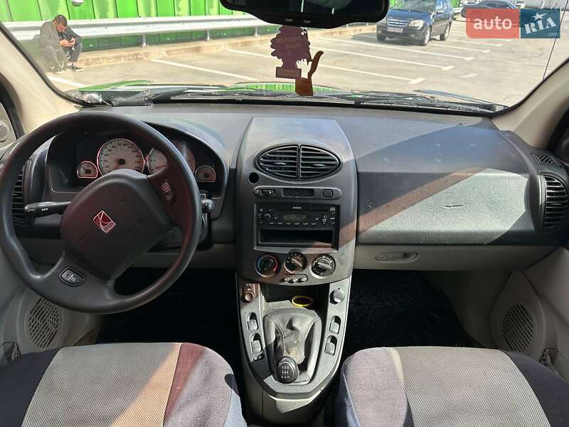 Позашляховик / Кросовер Saturn Vue 2004 в Києві