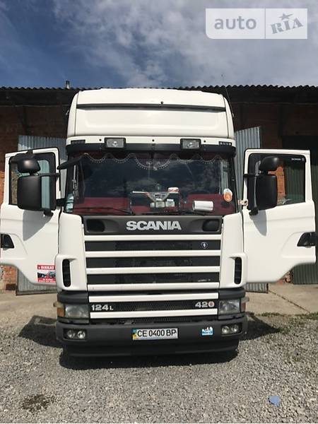 Тягач Scania 124 2004 в Хотине