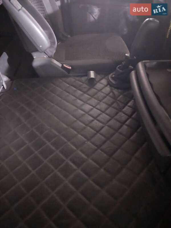 Тягач Scania 164L 2004 в Кривому Розі фото 18 Тягач Scania 164L 2004 в Кривому Розі