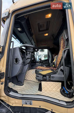Тягач Scania G 2011 в 