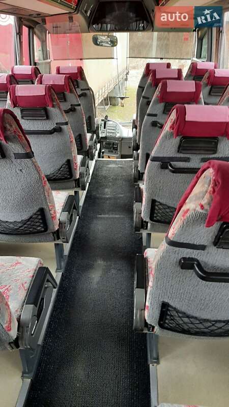 Туристичний / Міжміський автобус Scania K113 1996 в Могилів-Подільському