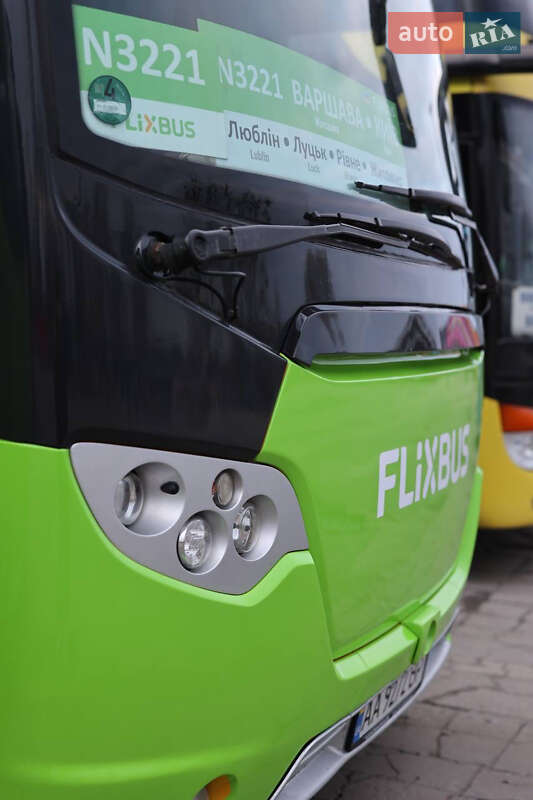 Туристичний / Міжміський автобус Scania OmniExpress 2013 в Києві