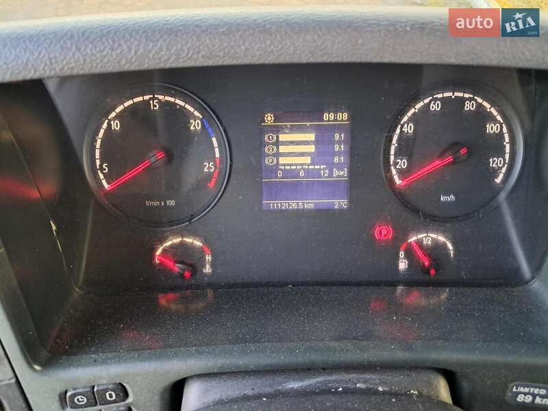 Тягач Scania P 2012 в Ярмолинцах