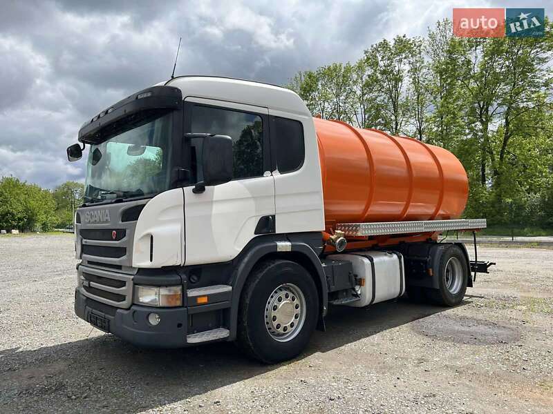 Машина ассенизатор (вакуумная) Scania P 2013 в Хмельницком