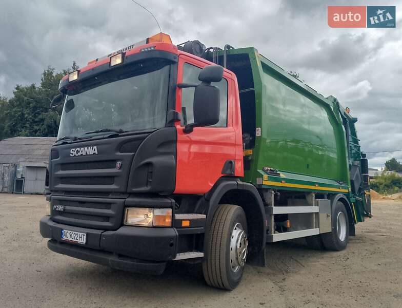 Мусоровоз Scania P 2011 в 