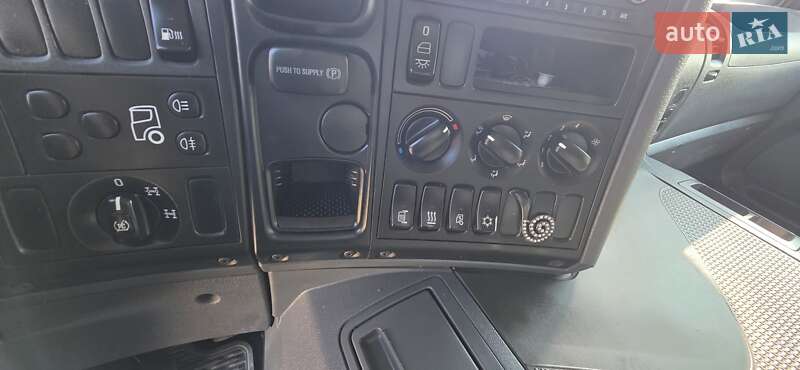 Тягач Scania P 2015 в Києві