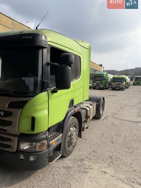 Тягач Scania P 2013 в Львове