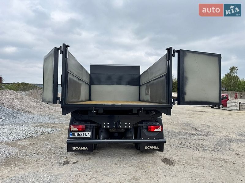 Самосвал Scania P 2013 в Ровно