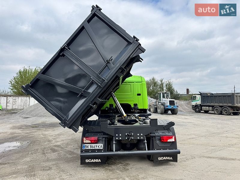 Самосвал Scania P 2013 в Ровно