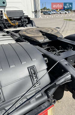Тягач Scania R 114 2001 в 