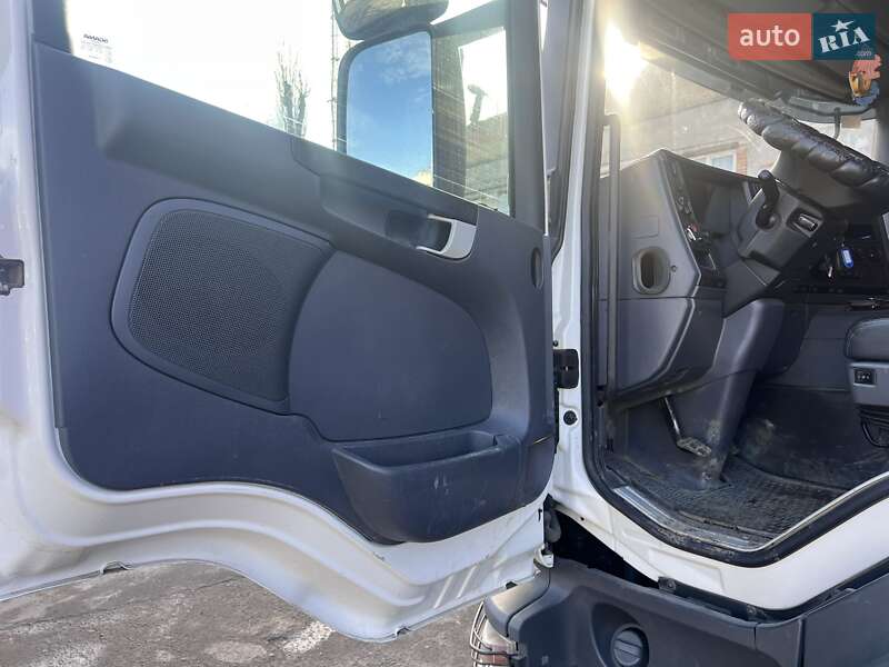 Самосвал Scania R 360 2017 в Черновцах