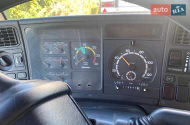 Тягач Scania R 380 2004 в 