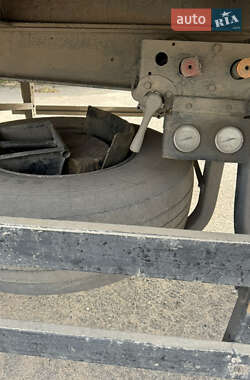 Контейнеровоз Scania R 420 2006 в 