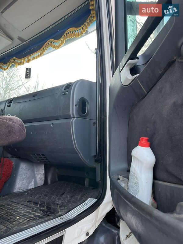 Тягач Scania R 420 2005 в Окнах