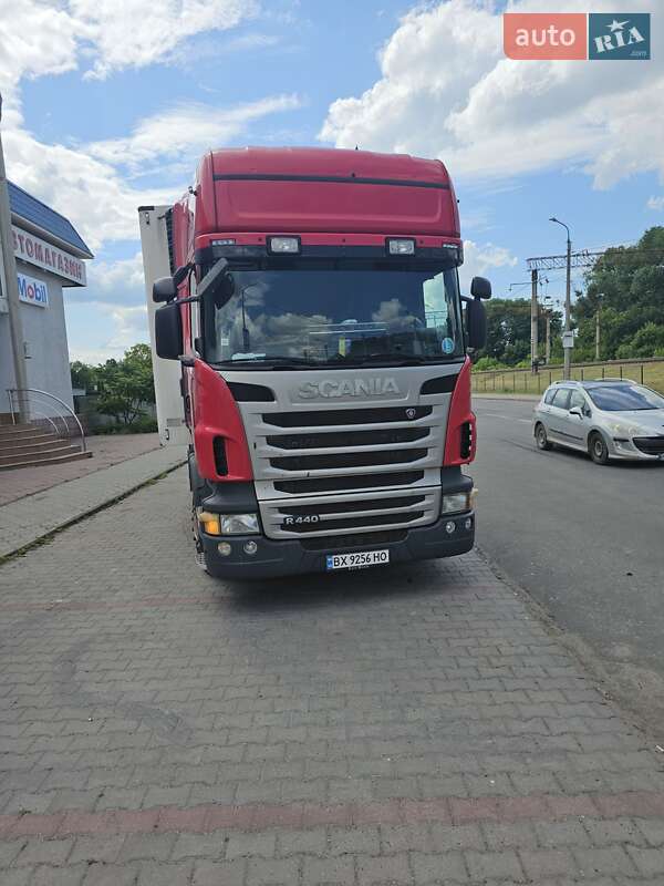 Тягач Scania R 440 2009 в 