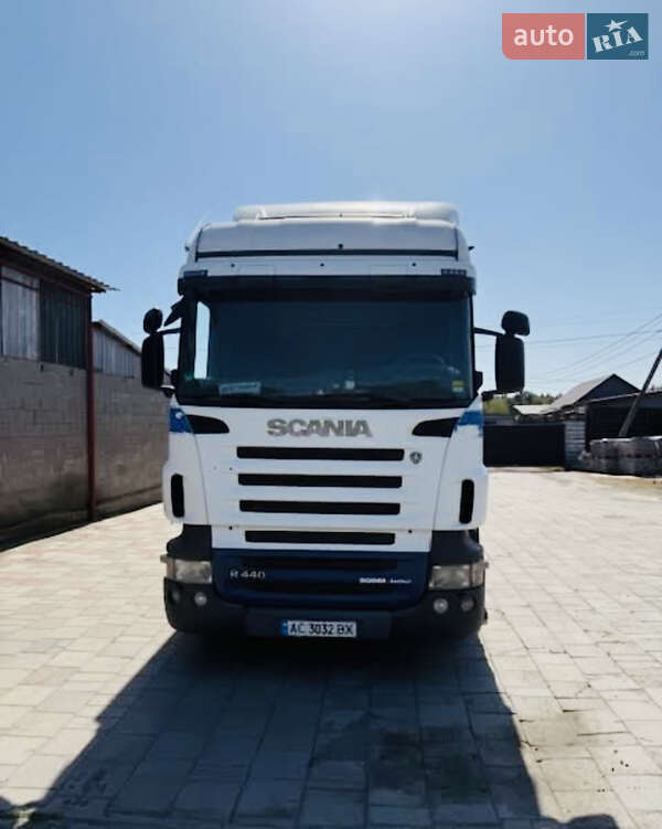 Для перевозки животных Scania R 440 2008 в Луцке