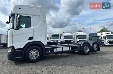 Контейнеровоз Scania R 450 2020 в 
