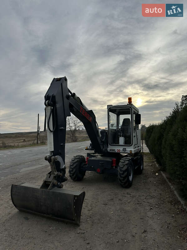 Колесный экскаватор Schaeff HML 1989 в Черновцах