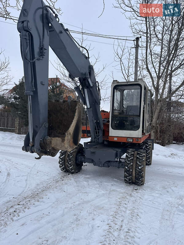 Колісний екскаватор Schaeff HML 1995 в Луцьку