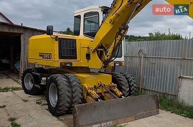 Колесный экскаватор Schaeff HML 1998 в Львове
