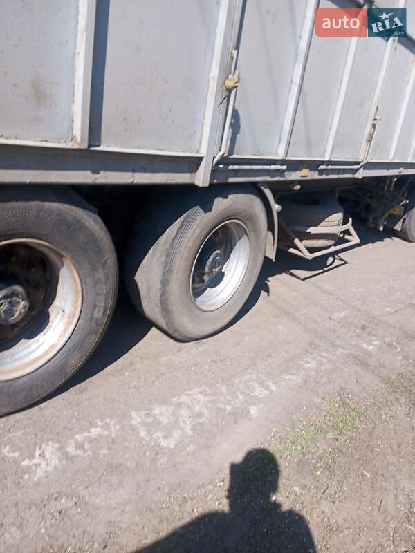 Зерновоз - полуприцеп SCHMIDT Hagen 2000 в Ольгополе