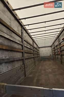 Бортовой полуприцеп SCHMIDT S01 2010 в Ровно