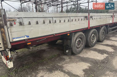 Бортовой полуприцеп SCHMIDT S01 2002 в Павлограде
